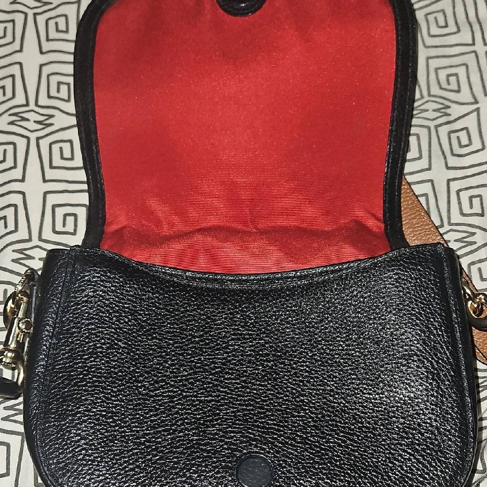 Coach Black Pebbled Leather Crossbody Bag - Picture 4 of 5